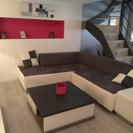 Agreable Duplex Au Centre De Apartment Brioude